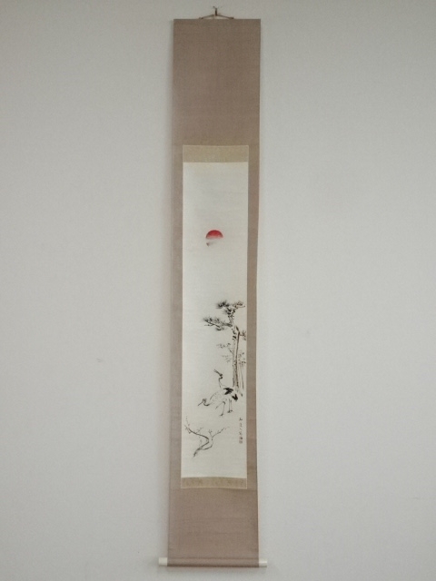 JAPANESE HANGING SCROLL / HAND PAINTED / PINE & CRANE
